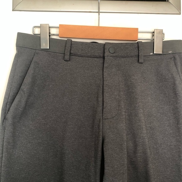 Uniqlo Gray Stretchy Dress Pants (size small) - Picture 2 of 11